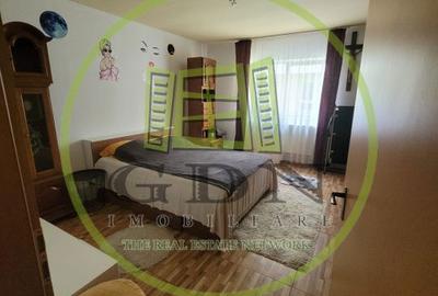 Apartament cu 3 camere, mobilat în Ștrand - 4