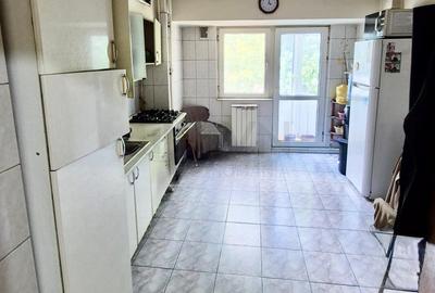 REA1024331 Apartament 2 camere 70 MP I 2002 I Nerva Traian I De vanzare - 3