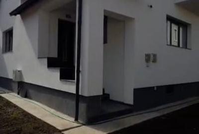 Casă individuală cu 6 camere cu Teren 534 Mp în Central - 15