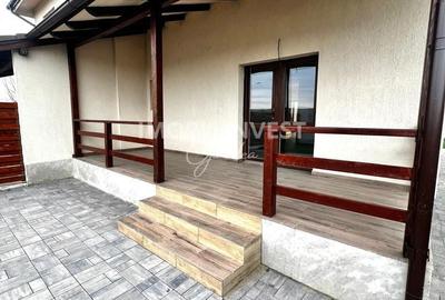 Casă cu 4 camere cu Teren 300 Mp în Cetate