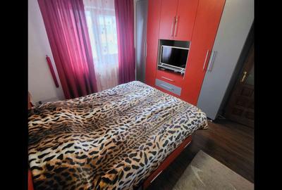 Apartament cu 3 camere decomandat în Central - 4