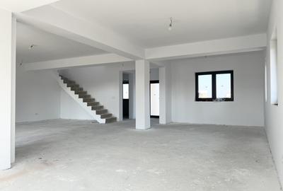 Casa Individuala, 165mp utili, 710mp teren, 4 camere, nou - Sacalaz