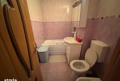 Apartament cu 2 camere decomandat în Gară