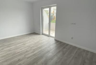 Apartament cu 2 camere semidecomandat în Gară