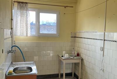 Apartament cu 2 camere nedecomandat în Astra - 4