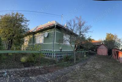 Casă cu 4 camere în Stupini - 1