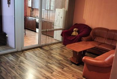Apartament cu 2 camere decomandat în UTA - 4