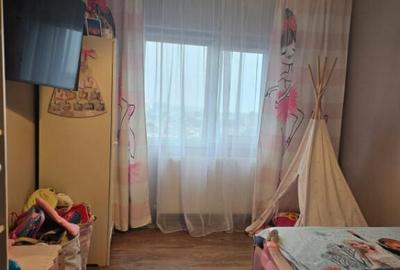 Apartament cu 3 camere decomandat, mobilat în Inel I