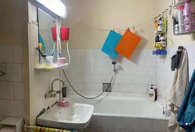 Bogdan Voda,3 camere decomandate, etaj 1, 2 bai, balcon inchis, mobilat si utilat,95000 euro - 2