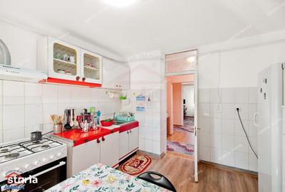 Apartament cu 4 camere decomandat în Micro 17 - 14