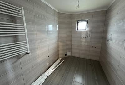 Casă individuală cu 5 camere cu Canalizare în Valu lui Traian - 7