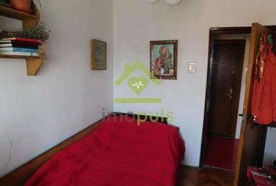 Apartament cu 4 camere semidecomandat în Circumvalațiunii