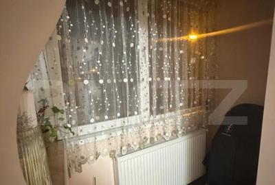 Apatament 3 camere renovat, zona 13 Decembrie - 19