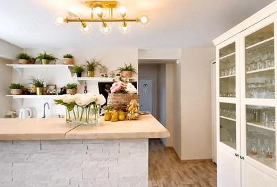Spațiu comercial, de 330 mp, în Ultracentral - 8