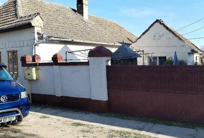 Casă cu 5 camere cu Teren 1100 Mp în Opatița - 4