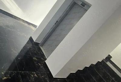 Garsonieră decomandată în Titan - 8