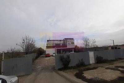 Spațiu industrial, de 1,250 mp, în 1 Decembrie - 37