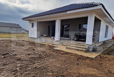 Casa noua de vanzare in Santandrei Spa?iu generos - 13