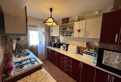 Apartament cu 3 camere decomandat în Păcurari - 8