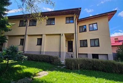 Tur LIVE!Casa cu arhitectura traditionala, curte spatioasa,foisor,Rucar-Bran - 17