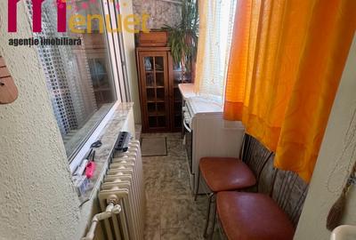 Garsoniera confort 1,zona Peco,etaj 1 - 10