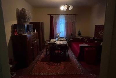 Casă cu 4 camere în Micfalău - 12