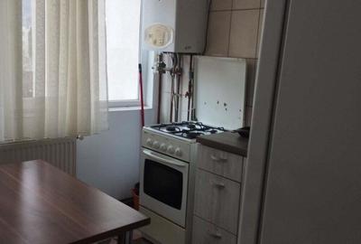 Garsonieră decomandată în Câmpului