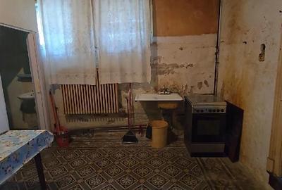 Apartament cu 4 camere decomandat în Magheru - 19