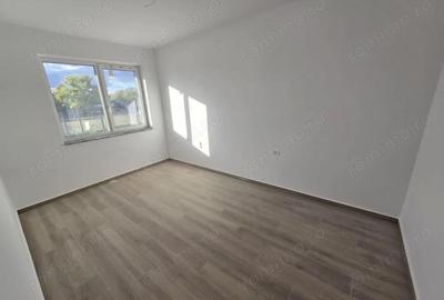 Suprafata generoasa. Model cu 2 bai. Terasa de 21 mp. Langa ESO - 1