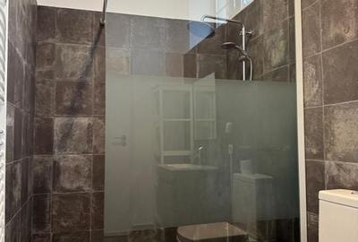 De închiriat // Apartament 70 mp utili // Curte privata 200 mp - 6