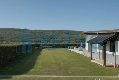 Casă cu 5 camere cu Teren 1300 Mp în Hemeiuș - 1