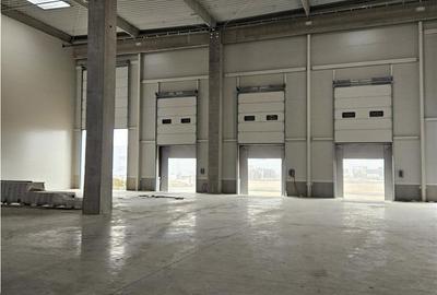 Spațiu comercial, de 1,770 mp, în Vest - 19