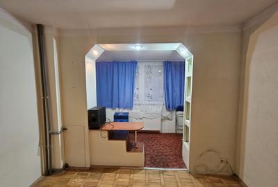Apartament 3 camere, etaj intermediar, Piața Victoriei, comision 0% - 3