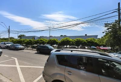 Apartament cu 3 camere decomandat în 1 Mai - 9