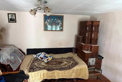 Casă cu 3 camere în Rusănești - 4