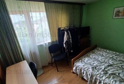 Casă cu 7 camere cu Canalizare în Central - 12