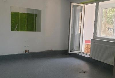 Apartament cu 3 camere decomandat în Central - 6
