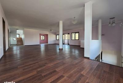 Casă cu 4 camere în Central - 9