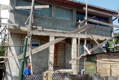 Casă în Central - 1