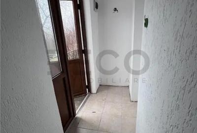 Casă cu 3 camere cu Teren 21984 Mp în Făgetu - 1