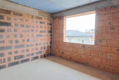 Casă individuală cu 4 camere cu Canalizare în Dragomirești-Vale - 8