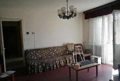 Vand apartament 2 camere Curtea de Arges Vand apartament 2 camere Curtea de Arges - 5