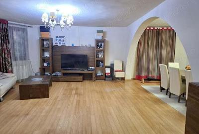 Comision cumparator 0 , casa parter , etaj si mansarda - 2