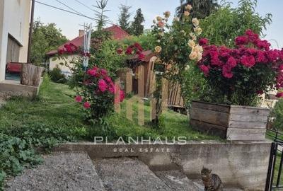 Casă cu 5 camere cu Teren 758 Mp în Central - 2