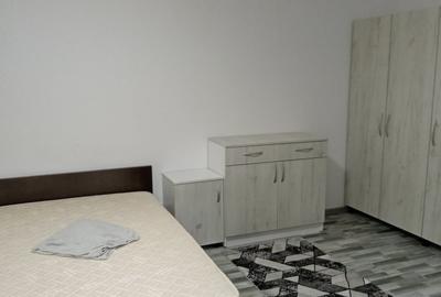 Garsonieră decomandată în Muncii