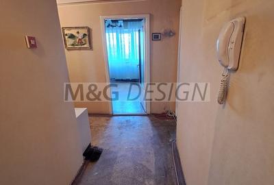 Apartament cu 3 camere decomandat în Spitalul Județean - 11