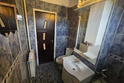 Apartament cu 3 camere decomandat în Central - 6