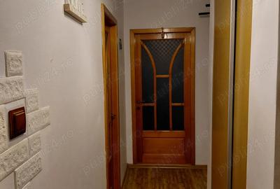 VAND apartament 3 camere decomandat, etaj 1 4, in Foc?ani, zona Inspectorat ?colar Vrancea. - 2