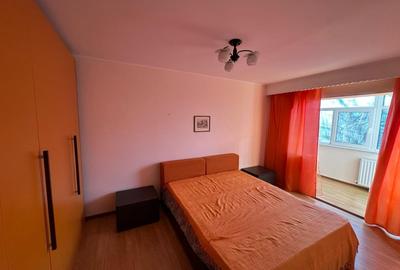 Apartament 3 camere  de vanzare - 2