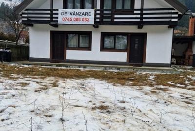 Duplex cu 5 camere cu Teren 520 Mp în Ceahlău